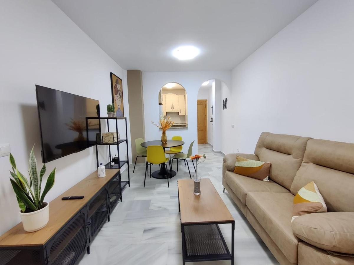 Precioso Apartamento Con Piscina Cerca De La Playa Torrox Costa Малага Екстериор снимка